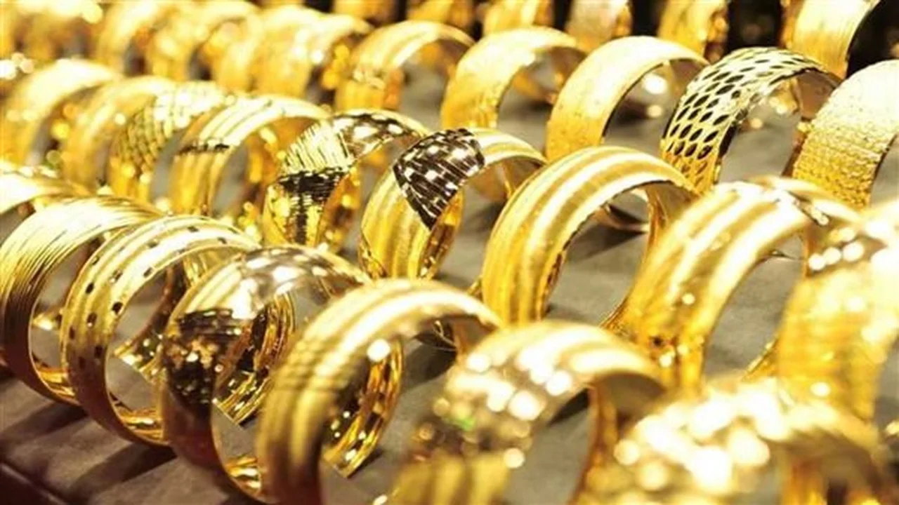 سعر الذهب اليوم في مصر: تحديث لحظي يعكس تحركات السوق بأسعار الأعيرة المختلفة